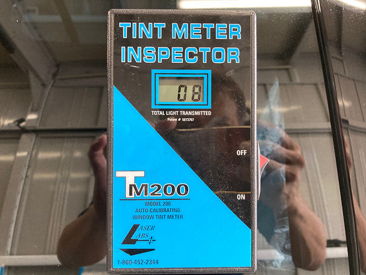 令和7年BMW5シリーズセダンのカーフィルム施工後の透過率
